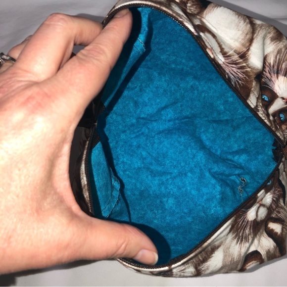 Grumpy Blue Eyed Cat Toiletries Makeup Bag Hand Crafted Brown - Picture 8 of 8
